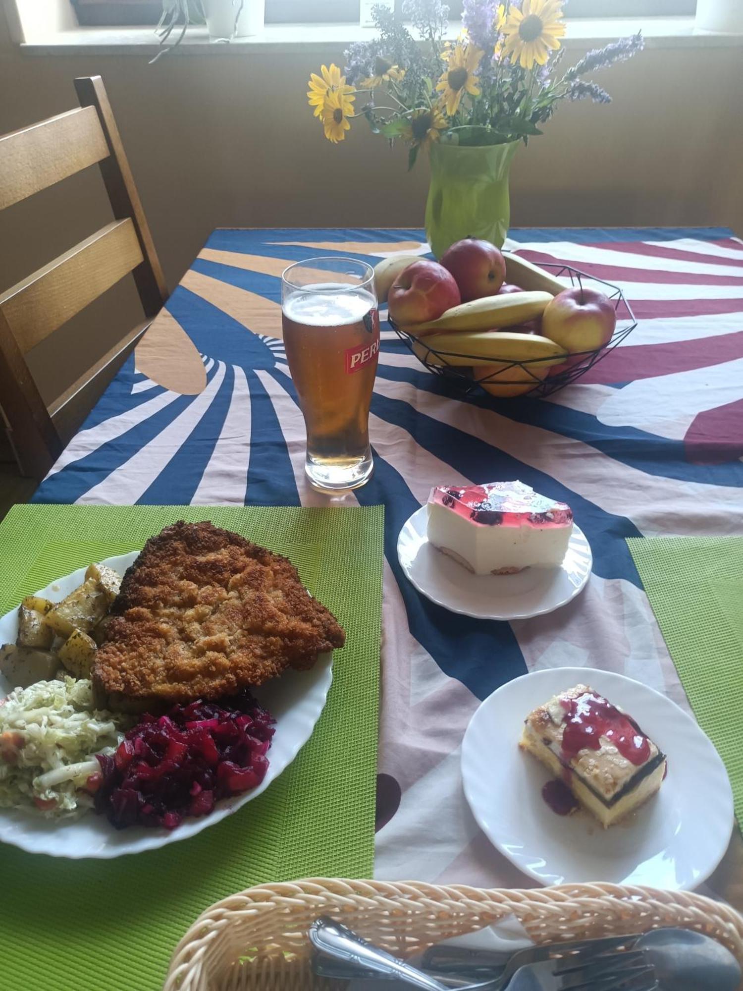 Gosciniec Na Stoku Pokoje 2,3,4 Osobowe, Cisza, Spokoj, Widok Na Stok Narciarski, Lasy, Laki Bobliwo Exteriér fotografie
