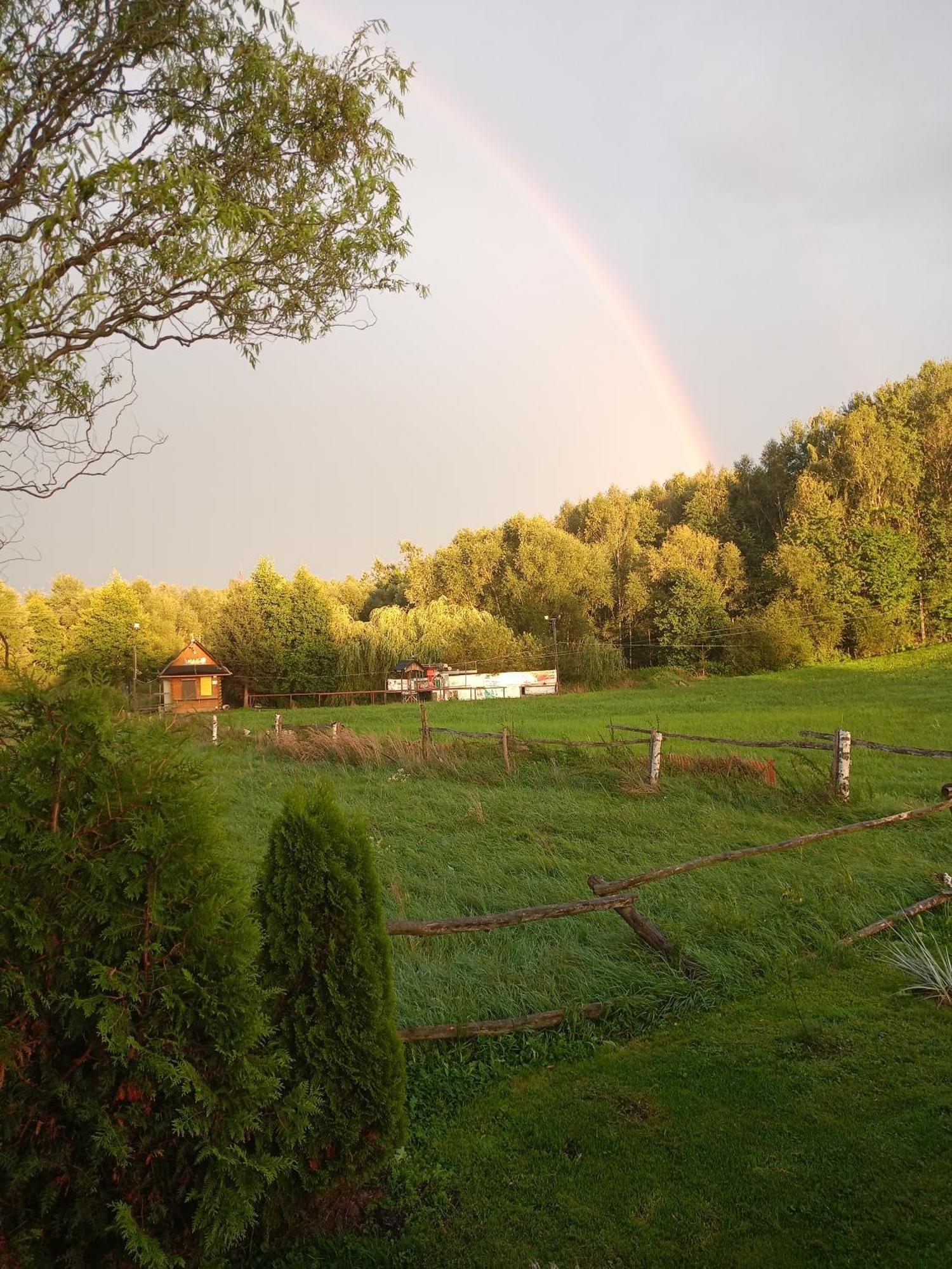 Gosciniec Na Stoku Pokoje 2,3,4 Osobowe, Cisza, Spokoj, Widok Na Stok Narciarski, Lasy, Laki Bobliwo Exteriér fotografie