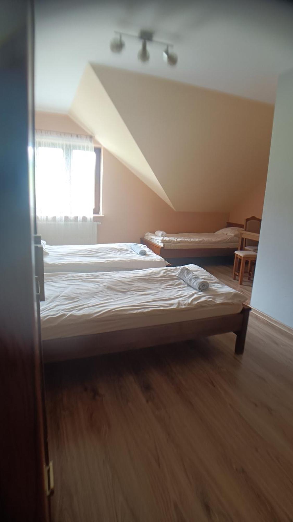 Gosciniec Na Stoku Pokoje 2,3,4 Osobowe, Cisza, Spokoj, Widok Na Stok Narciarski, Lasy, Laki Bobliwo Exteriér fotografie
